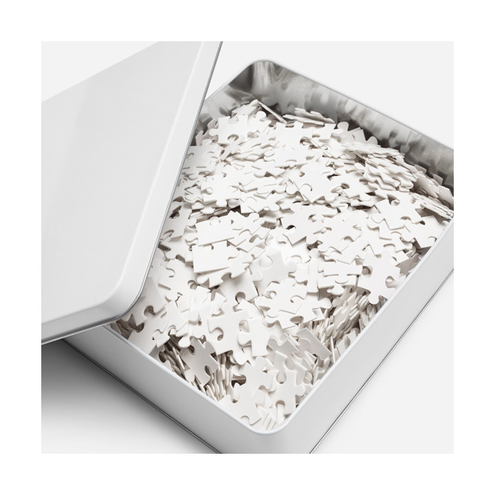 Puzzle con caja metálica